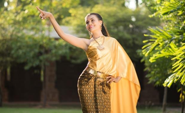 Traditional Lao Dance | Symbolism, Heritage, and Modern Influence