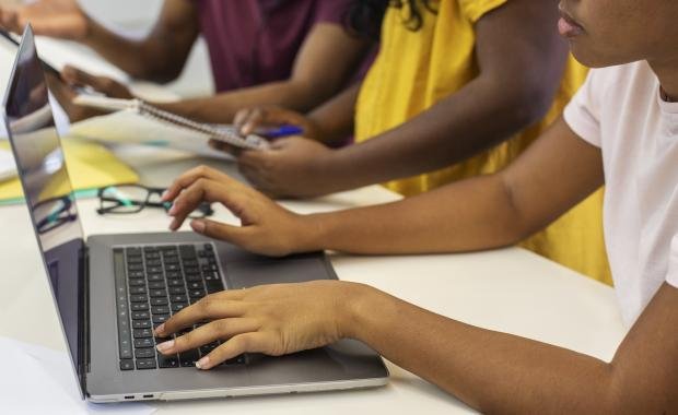 Cultural Impact on Website Design in Laos
