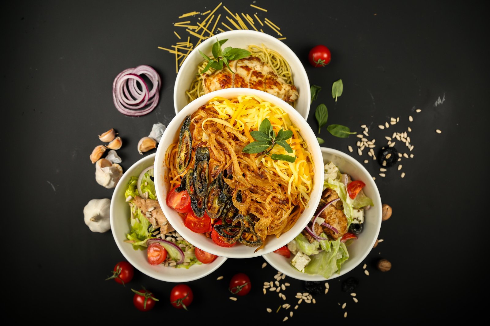 food-mix-salad-noodles-grillea-chicken-garlic-greena-top-view
