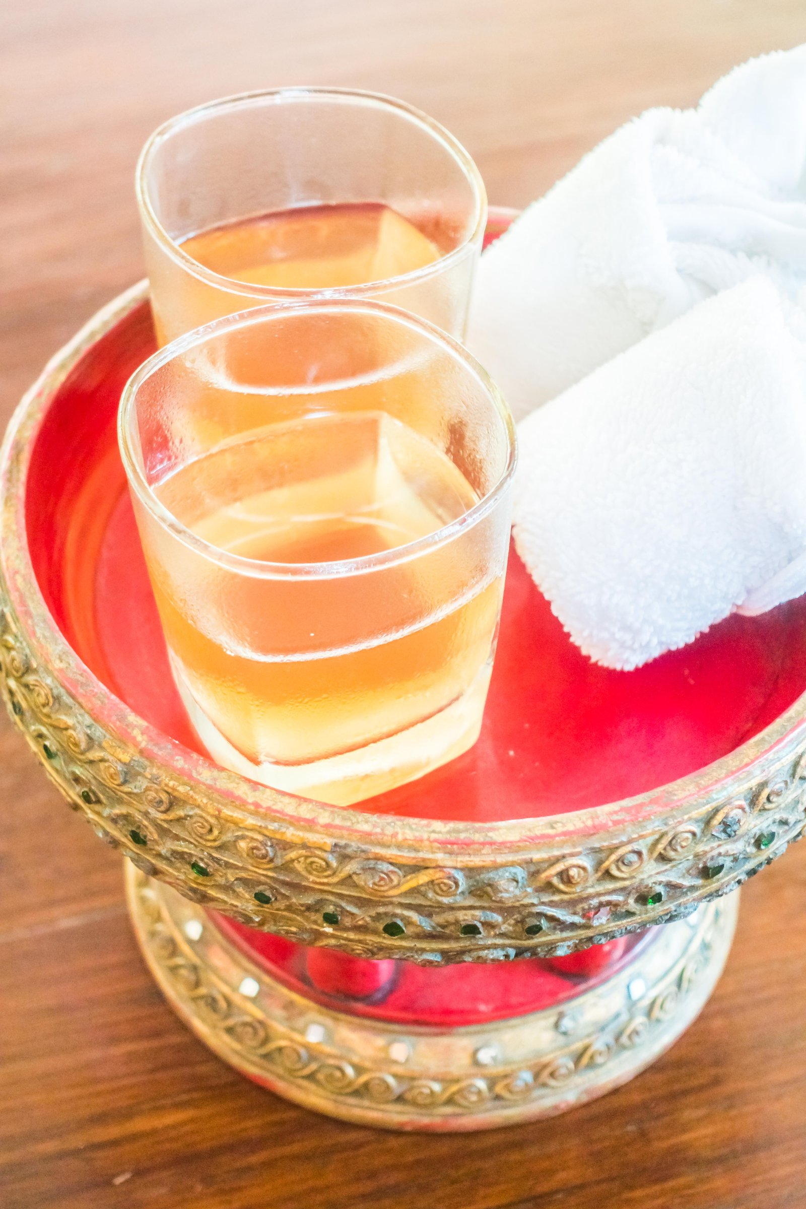 fresh-drinks-towel