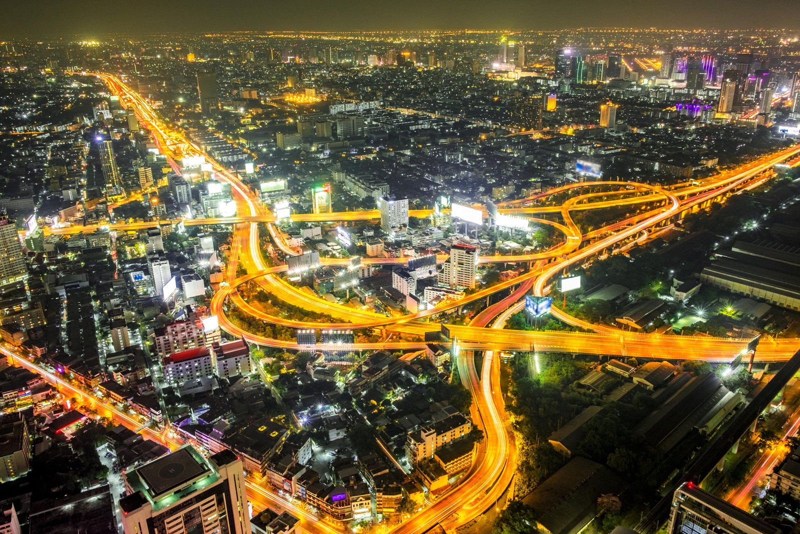 night-cityscape-bangkok-thailand