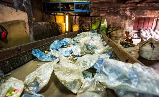 Plastic Waste in Laos | Challenges and Sustainable Solutions