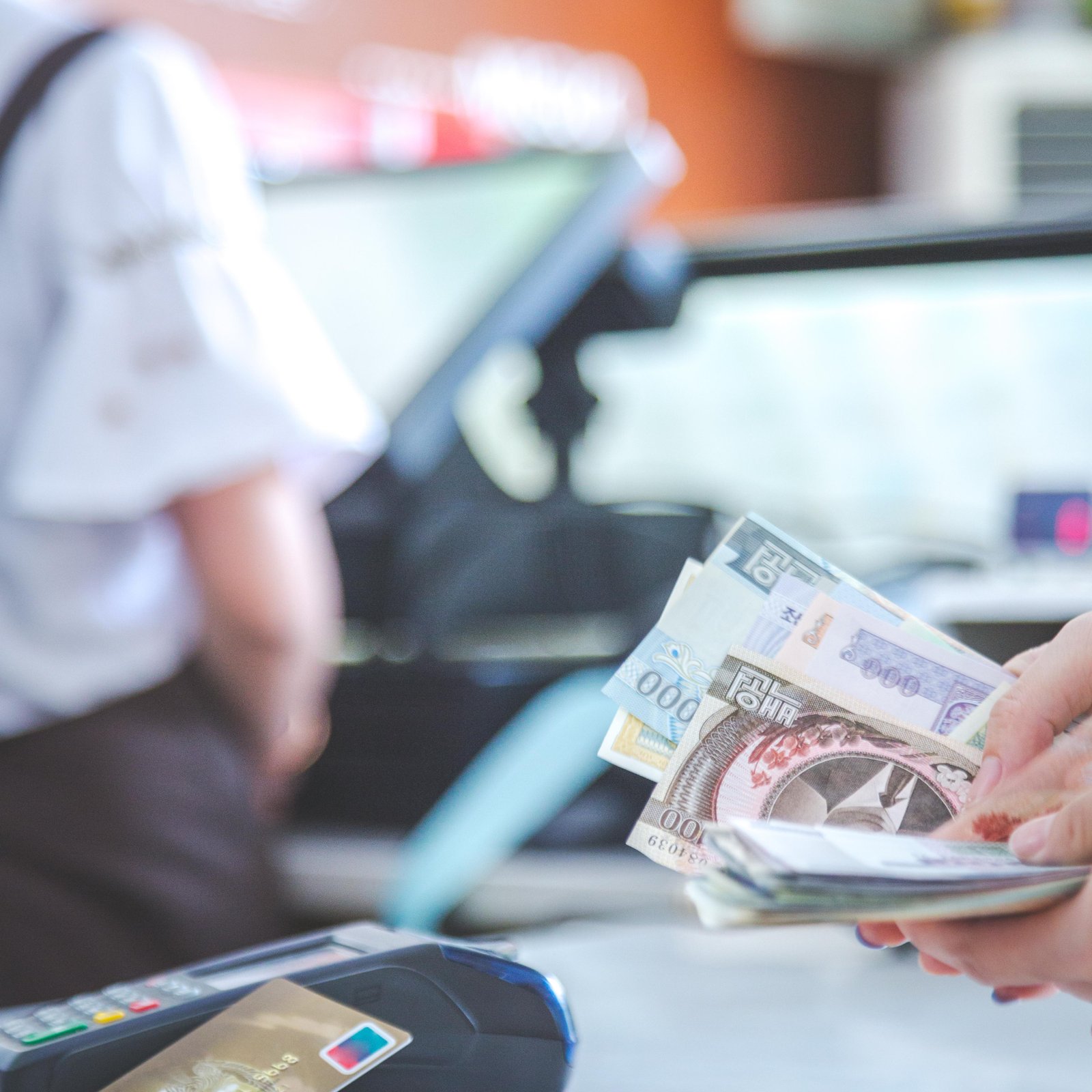 pos-credit-card-settlement-instead-cash-settlement