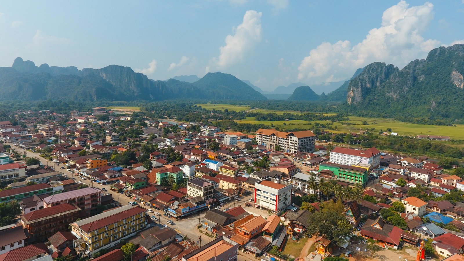 skyline-high-state-aerial-landmark