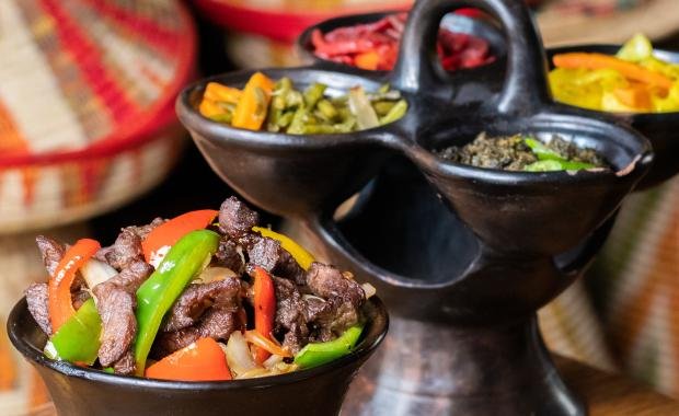 Food Rituals in Laos | Shifting Traditions of Urban Middle-Class Families