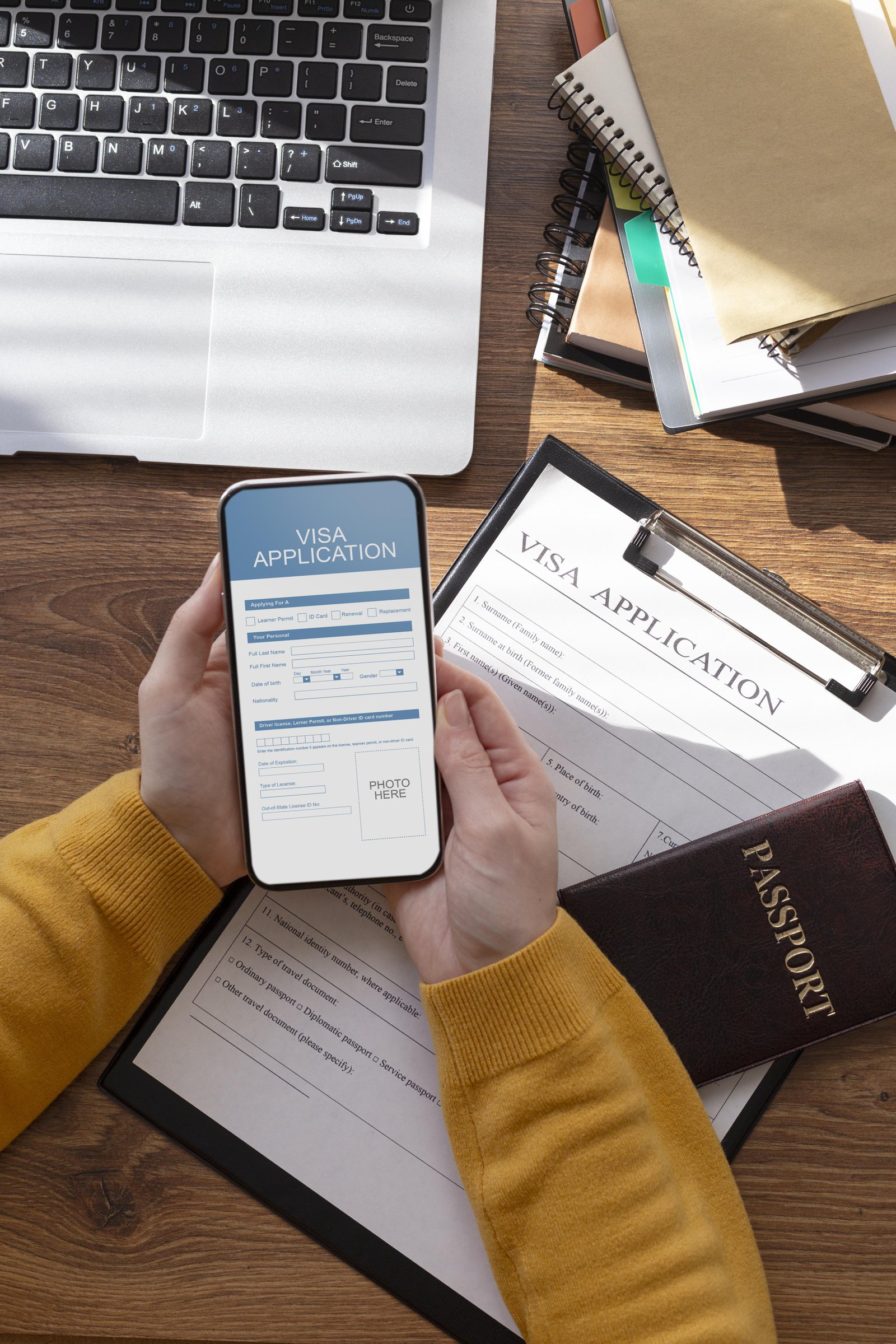 visa-application-form-smartphone