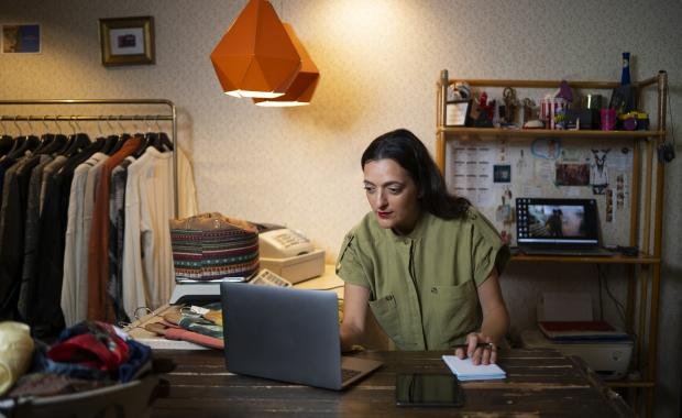 Small Business Resilience in Laos | Surviving Economic Challenges